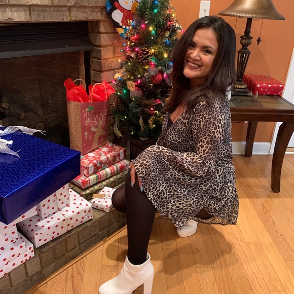 Romper - Picture 2 of 2